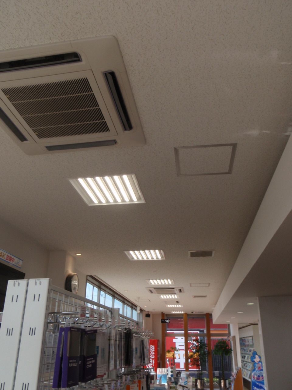 ドコモショップ石巻店様 の設置写真 5