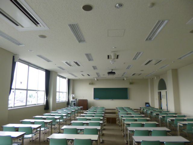 学校法人郡山開成学園 郡山女子大学様 の設置写真